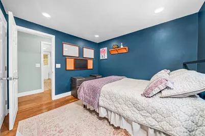 20 Greenlawn Ave, Dracut, MA 01826 - Photo 15