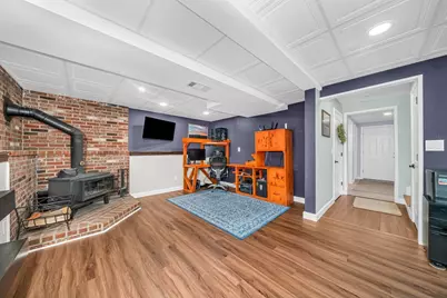 20 Greenlawn Ave, Dracut, MA 01826 - Photo 23