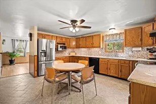 1805 Oak Grove Dr, Dighton, MA 02764 - Photo 9
