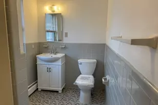 300 Main St, Woburn, MA 01801 - Photo 7