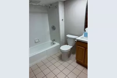27 B Middleton St #B, Millbury, MA 01527 - Photo 7