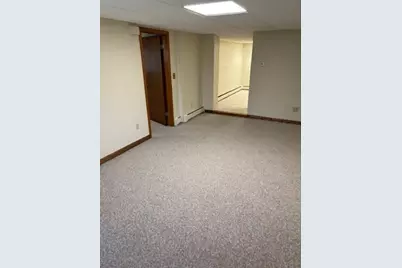 27 B Middleton St #B, Millbury, MA 01527 - Photo 5