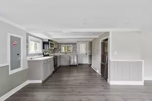 6A Dilla St, Milford, MA 01757 - Photo 17