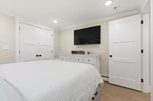36 Austin St, Boston, MA 02129 - Photo 19