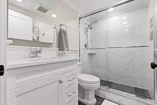 36 Austin St, Boston, MA 02129 - Photo 17