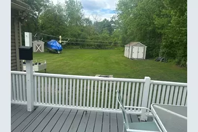 35 Forest Park Road #Right-Rear, Dracut, MA 01826 - Photo 13