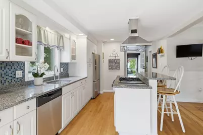 20 Raymond St, Everett, MA 02149 - Photo 17