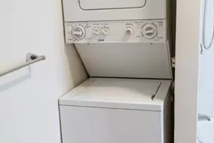 1 Glover Ct, Boston, MA 02127 - Photo 5