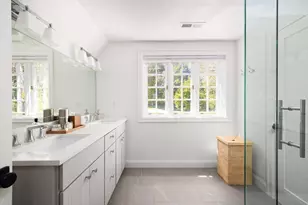 124 Chestnut Hill Rd, Newton, MA 02467 - Photo 17