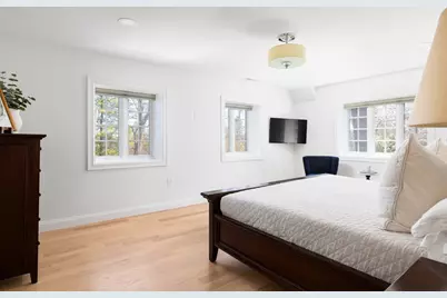 124 Chestnut Hill Rd, Newton, MA 02467 - Photo 11