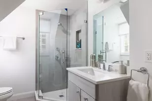 124 Chestnut Hill Rd, Newton, MA 02467 - Photo 19