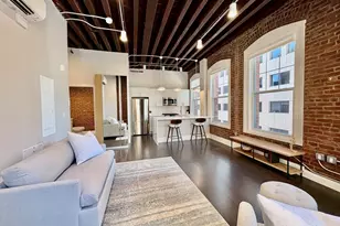 281 Franklin St, Boston, MA 02110 - Photo 1