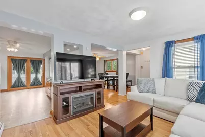 21 Dennison Avenue, Lynn, MA 01904 - Photo 3
