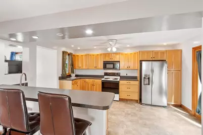 21 Dennison Avenue, Lynn, MA 01904 - Photo 9