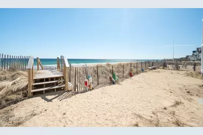 178 North End Blvd #A, Salisbury, MA 01952 - Photo 1
