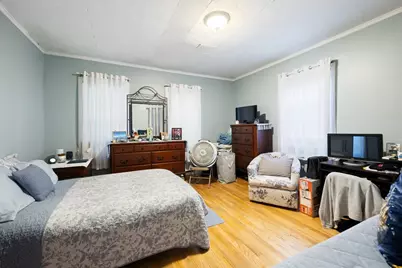 45 Taylor St, Holyoke, MA 01040 - Photo 13