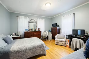 45 Taylor St, Holyoke, MA 01040 - Photo 13