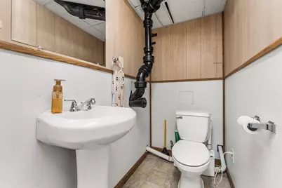 64 Rochford Cir, Springfield, MA 01128 - Photo 25