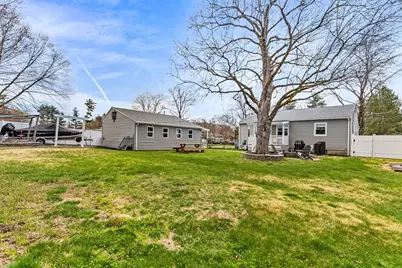 64 Rochford Cir, Springfield, MA 01128 - Photo 31