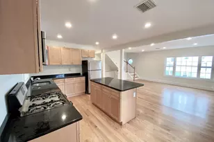 16 Plainfield St, Boston, MA 02130 - Photo 5