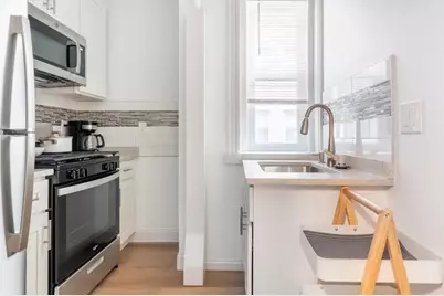 131 Park Drive #3, Boston, MA 02215 - Photo 3