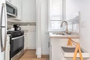 131 Park Dr, Boston, MA 02215 - Photo 3