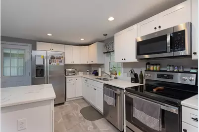 114 Burbank Ave, Warren, MA 01083 - Photo 3