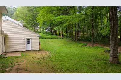 114 Burbank Ave, Warren, MA 01083 - Photo 29