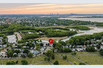 168 Furnace Brook Parkway, Quincy, MA 02169 - Photo 3