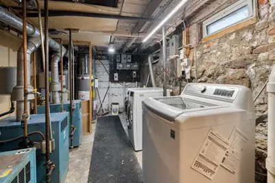 528 E 3rd St #A, Boston, MA 02127 - Photo 15