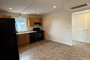 229 Rollstone, Fitchburg, MA 01420 - Photo 7