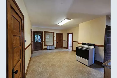 30 Bemis Street #3, Chicopee, MA 01013 - Photo 5