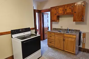 30 Bemis St, Chicopee, MA 01013 - Photo 3