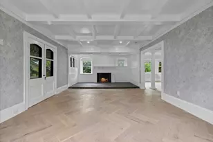 476 Heath St, Brookline, MA 02467 - Photo 5