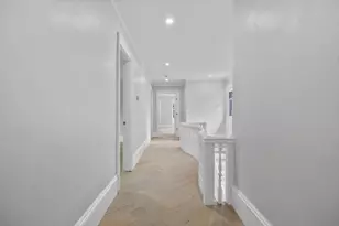 476 Heath St, Brookline, MA 02467 - Photo 15