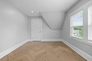 476 Heath St, Brookline, MA 02467 - Photo 31