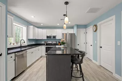 16 Clancy St, Swansea, MA 02777 - Photo 7