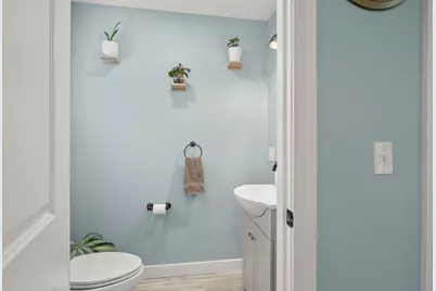 16 Clancy St, Swansea, MA 02777 - Photo 17