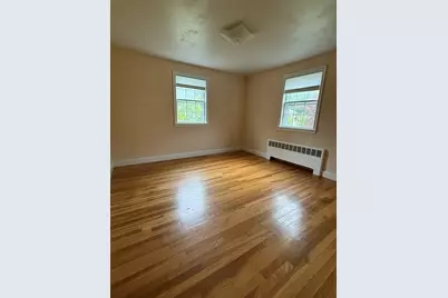 15 Swan St, Boston, MA 02132 - Photo 5