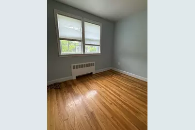 15 Swan St, Boston, MA 02132 - Photo 9
