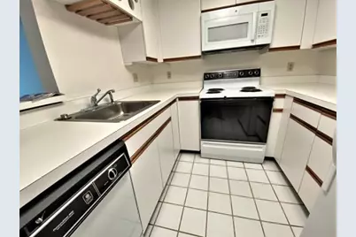 975 Massachusetts Avenue #304, Arlington, MA 02476 - Photo 3
