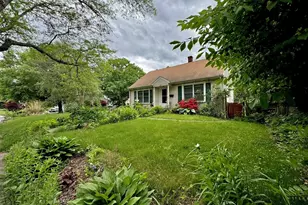 262 W Shore Dr, Marblehead, MA 01945 - Photo 29