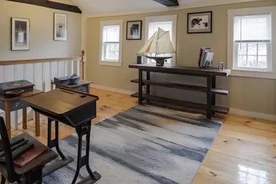 134 King St, Groveland, MA 01834 - Photo 9
