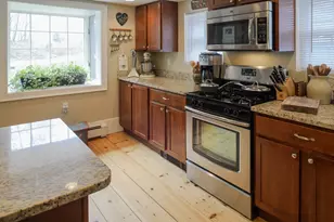 134 King St, Groveland, MA 01834 - Photo 5
