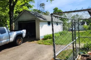 72 W Main St, Dudley, MA 01571 - Photo 11