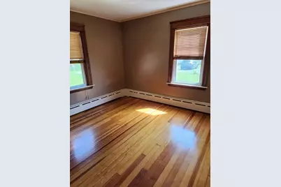 72 W Main St, Dudley, MA 01571 - Photo 25