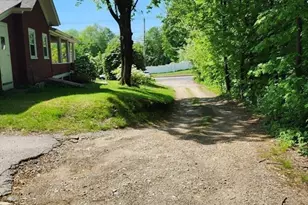 72 W Main St, Dudley, MA 01571 - Photo 5
