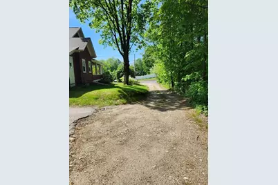72 W Main St, Dudley, MA 01571 - Photo 9