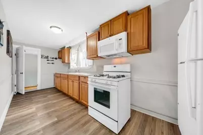 42 Baker St, Lynn, MA 01902 - Photo 9