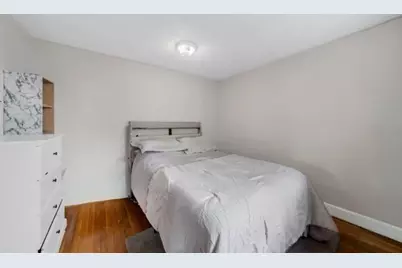 42 Baker St, Lynn, MA 01902 - Photo 5